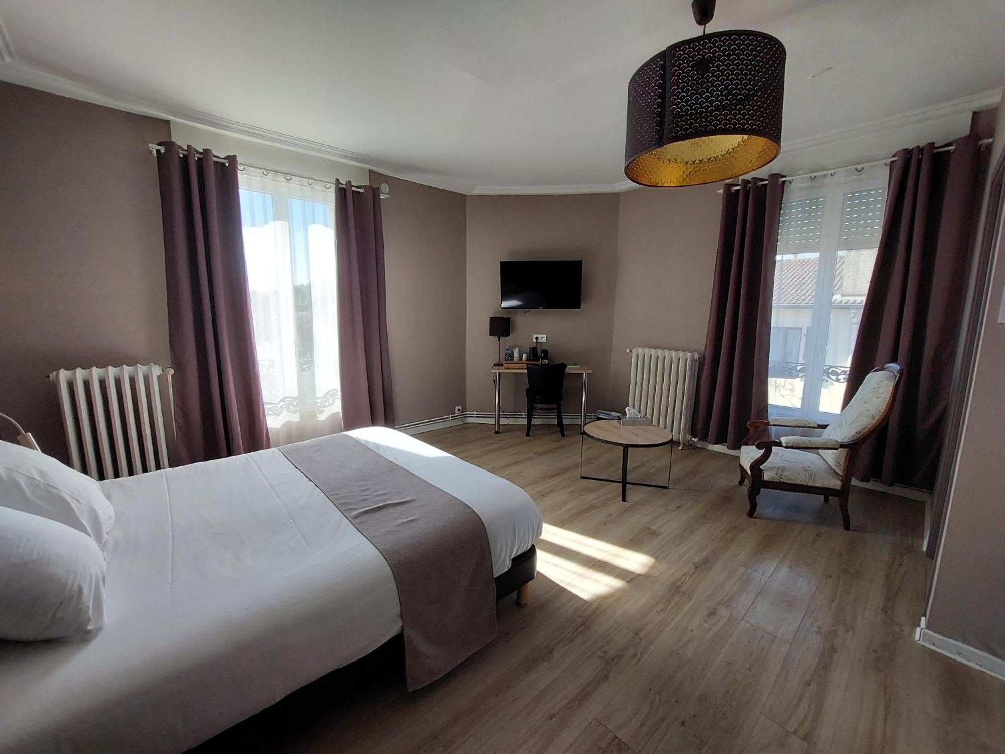Logis Auberge Des Voyageurs Vandieres  Kültér fotó