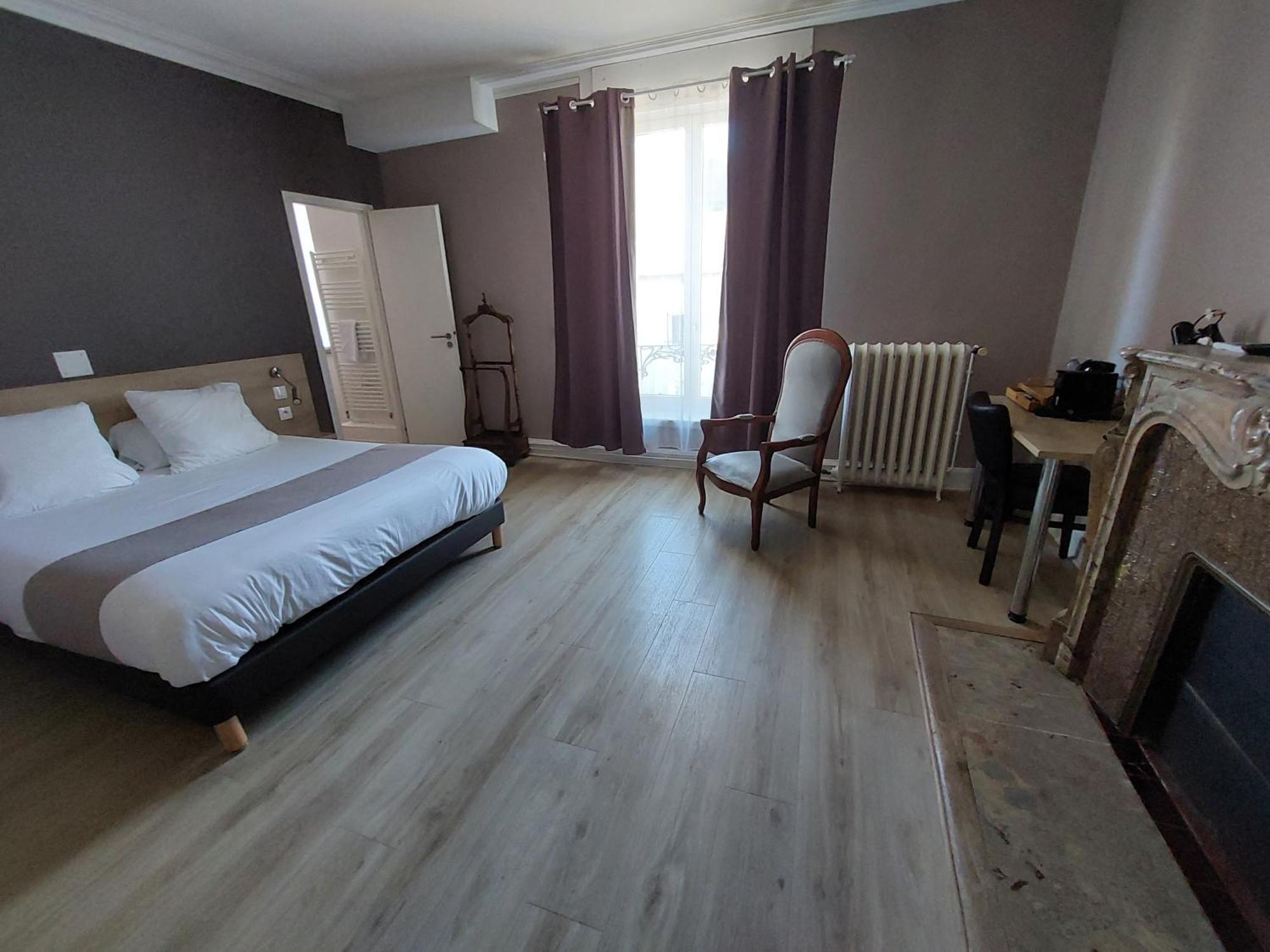 Logis Auberge Des Voyageurs Vandieres  Kültér fotó