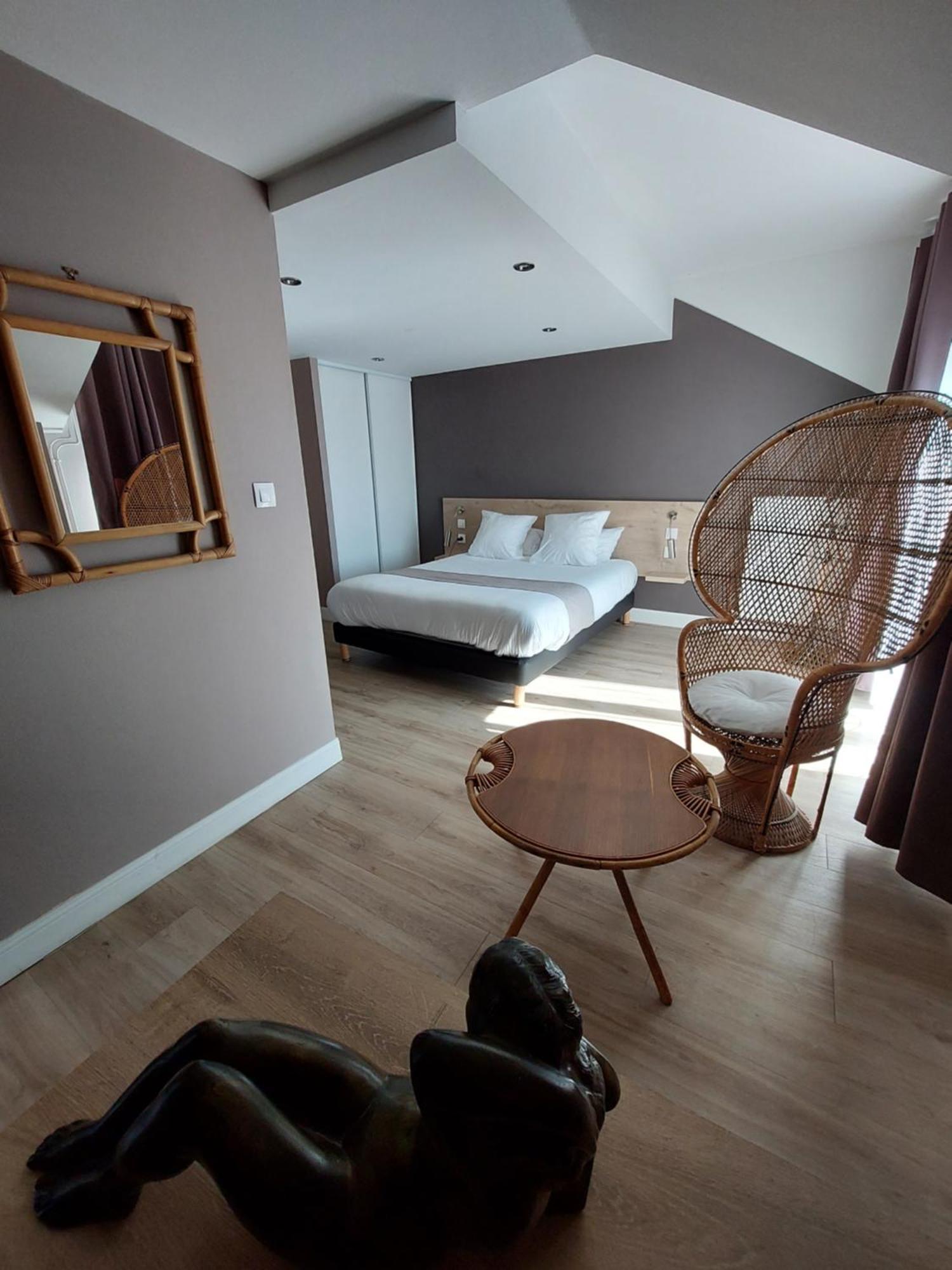 Logis Auberge Des Voyageurs Vandieres  Kültér fotó