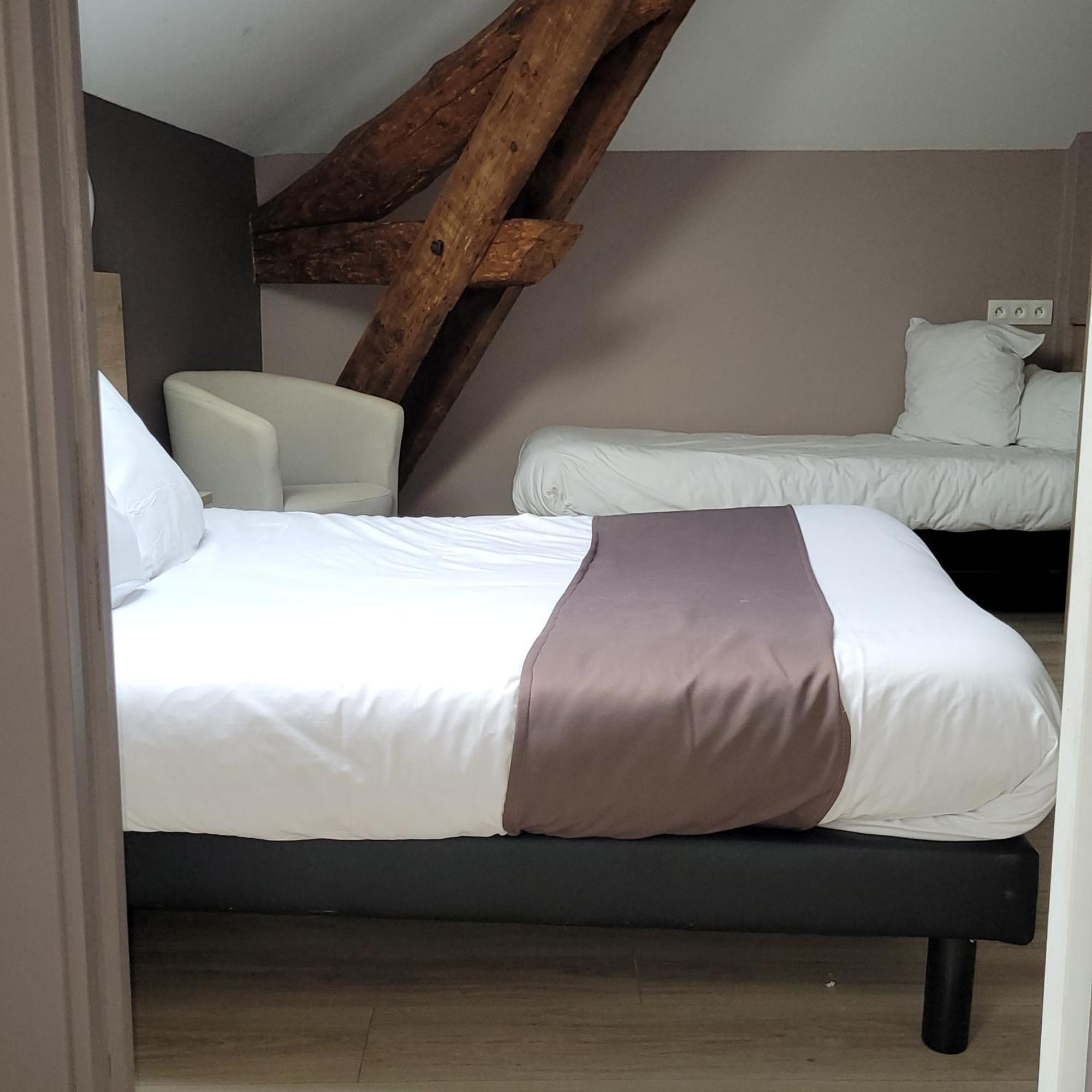 Logis Auberge Des Voyageurs Vandieres  Kültér fotó
