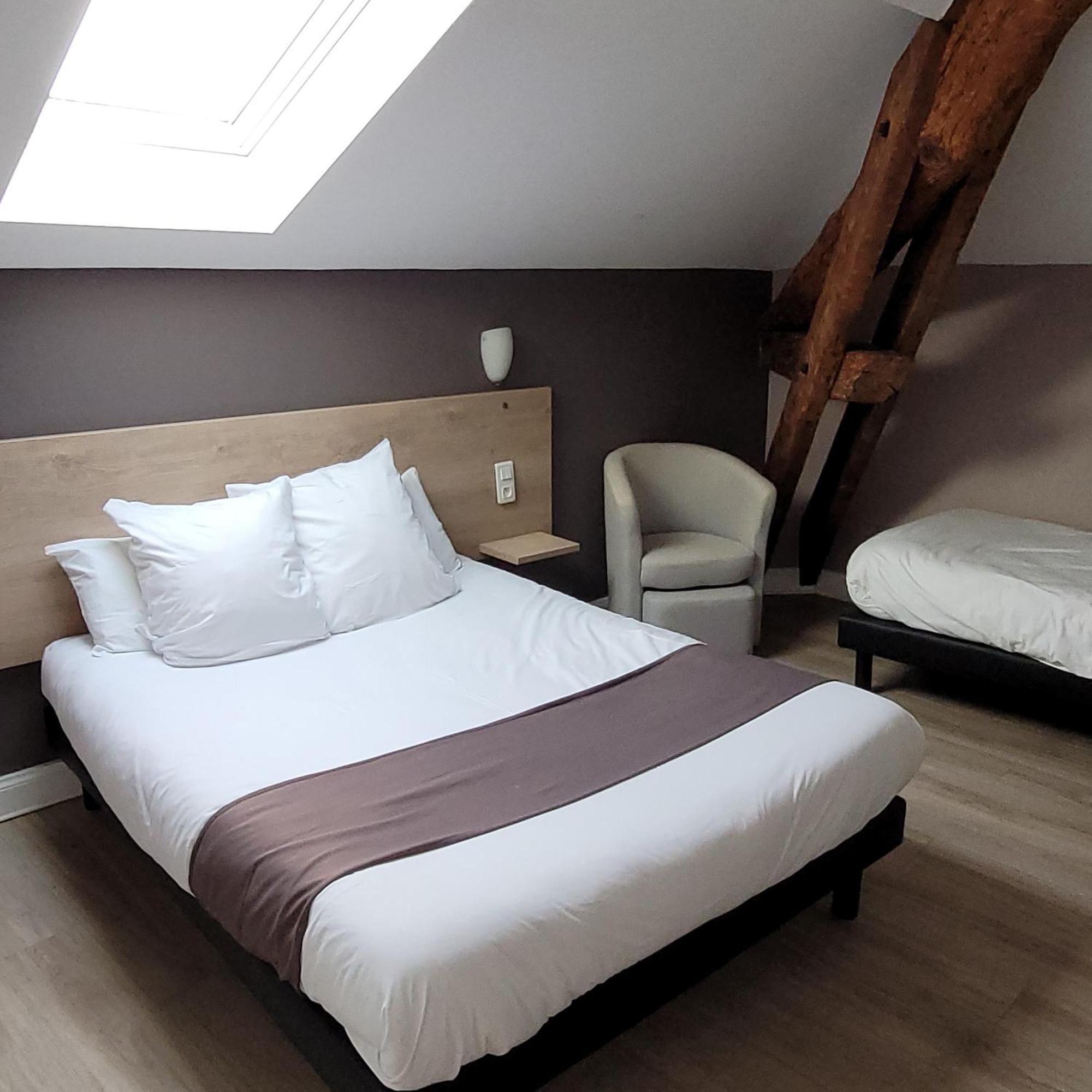 Logis Auberge Des Voyageurs Vandieres  Kültér fotó